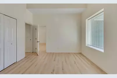 3981 S 500 E, Millcreek, UT 84107 - Photo 13