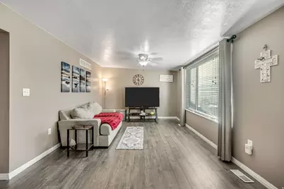 3799 S Manhatten Dr W, West Valley, UT 84120 - Photo 3