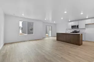 1898 E Corriente Dr, Salem, UT 84653 - Photo 5