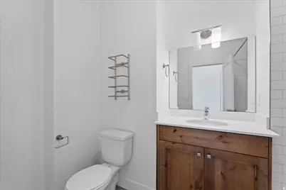 2234 N 450 W, Layton, UT 84041 - Photo 25