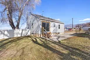 141 W 3100 S, Bountiful, UT 84010 - Photo 23