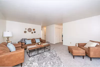 621 E Coachman Way, Riverdale, UT 84405 - Photo 15