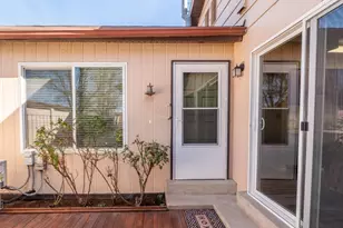 621 E Coachman Way, Riverdale, UT 84405 - Photo 5