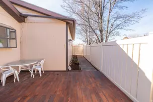 621 E Coachman Way, Riverdale, UT 84405 - Photo 9