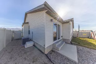 1029 N Bexley Dr, North Salt Lake, UT 84054 - Photo 19