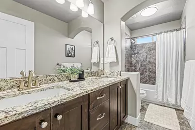 4082 W Shady Plum Way S, South Jordan, UT 84009 - Photo 17