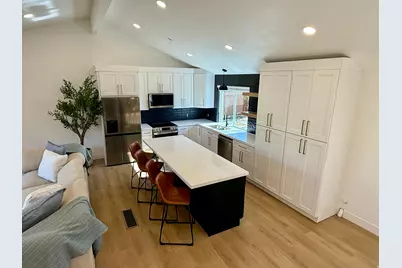 2078 E 10140 S, Sandy, UT 84092 - Photo 5