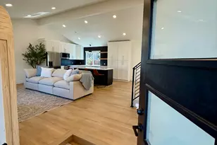 2078 E 10140 S, Sandy, UT 84092 - Photo 7