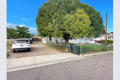 250 W Mill Rd, Ferron, UT 84523 - Photo 29