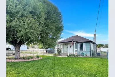 250 W Mill Rd, Ferron, UT 84523 - Photo 1