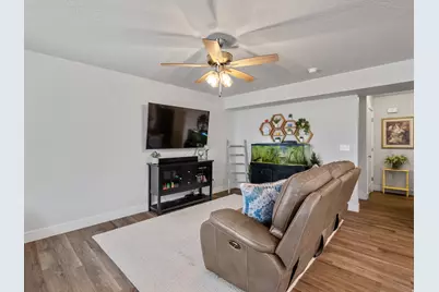 920 N Center St, Santaquin, UT 84655 - Photo 7