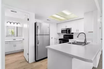 221 E Fort Union Blvd, Midvale, UT 84047 - Photo 7