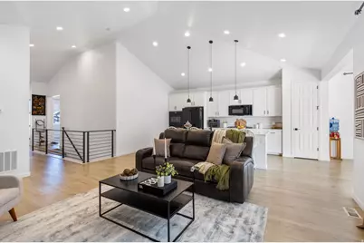 1622 N Baen Way E, Tooele, UT 84074 - Photo 5