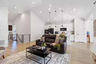 1622 N Baen Way E, Tooele, UT 84074 - Photo 5