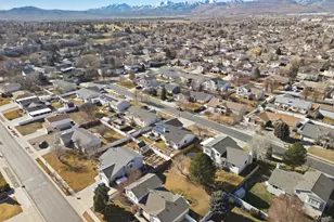 9327 S Uinta Hills Dr, West Jordan, UT 84088 - Photo 87