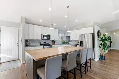 9327 S Uinta Hills Dr, West Jordan, UT 84088 - Photo 19