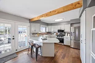 9472 S Fox Hunt Dr, Sandy, UT 84092 - Photo 7