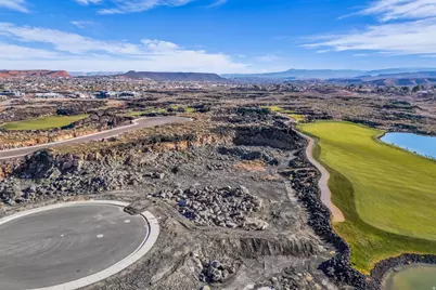 2431 Phil Smith Ct #20, Santa Clara, UT 84765 - Photo 7