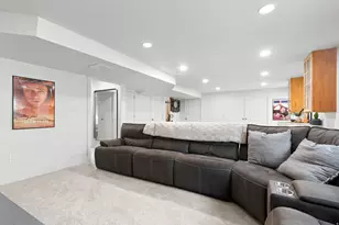 1048 N Kensington Hts, Kaysville, UT 84037 - Photo 37