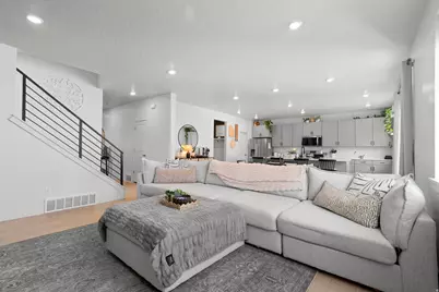 1048 N Kensington Hts, Kaysville, UT 84037 - Photo 11