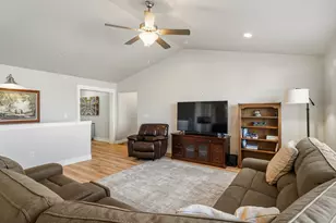 366 W Sky Hawk Way, Elk Ridge, UT 84651 - Photo 7