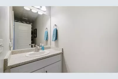 366 W Sky Hawk Way, Elk Ridge, UT 84651 - Photo 15