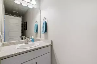 366 W Sky Hawk Way, Elk Ridge, UT 84651 - Photo 15