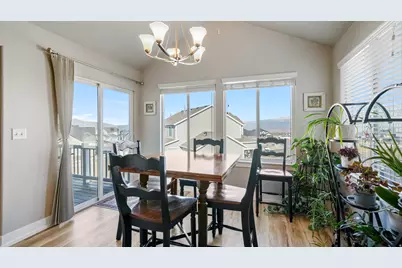 366 W Sky Hawk Way, Elk Ridge, UT 84651 - Photo 11