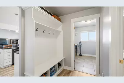 366 W Sky Hawk Way, Elk Ridge, UT 84651 - Photo 11