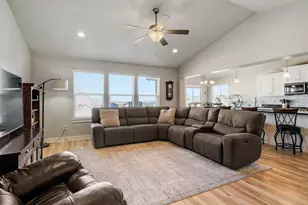 366 W Sky Hawk Way, Elk Ridge, UT 84651 - Photo 7