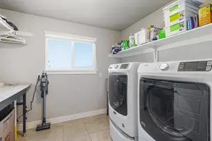 366 W Sky Hawk Way, Elk Ridge, UT 84651 - Photo 15