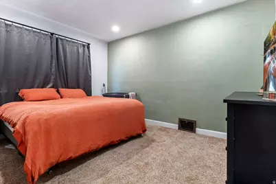 117 N 100 E, Tooele, UT 84074 - Photo 13