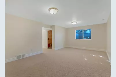 338 N 1090 W, Hyrum, UT 84319 - Photo 31