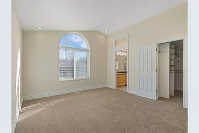 338 N 1090 W, Hyrum, UT 84319 - Photo 15