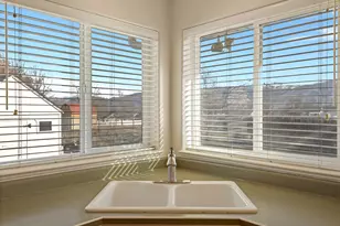 338 N 1090 W, Hyrum, UT 84319 - Photo 9