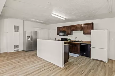 225 S 300 W, Redmond, UT 84652 - Photo 37