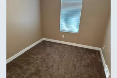 2499 S Laurel St, West Haven, UT 84401 - Photo 29