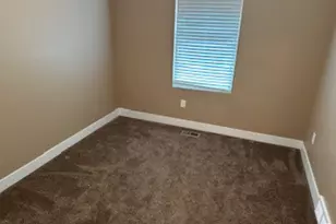 2499 S Laurel St, West Haven, UT 84401 - Photo 29