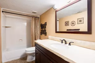 9206 S Sterling Dr, Sandy, UT 84093 - Photo 21