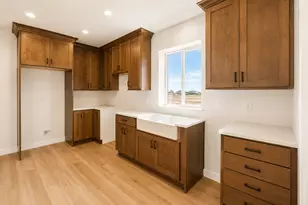 521 E Gilmour St, Grantsville, UT 84029 - Photo 5