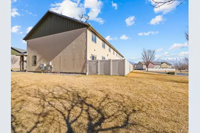 233 E Baycrest Dr, Saratoga Springs, UT 84045 - Photo 41