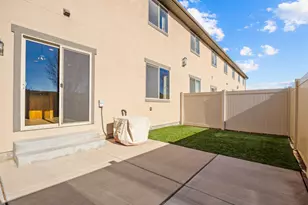 233 E Baycrest Dr, Saratoga Springs, UT 84045 - Photo 37