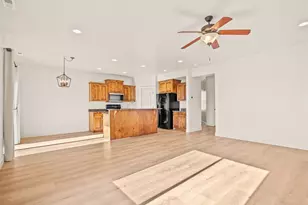 233 E Baycrest Dr, Saratoga Springs, UT 84045 - Photo 13