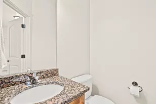 233 E Baycrest Dr, Saratoga Springs, UT 84045 - Photo 9