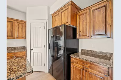 233 E Baycrest Dr, Saratoga Springs, UT 84045 - Photo 19