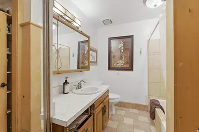 1133 E Wright Way, Sandy, UT 84094 - Photo 13