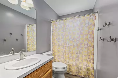 4602 S 4000 W, Roy, UT 84067 - Photo 23