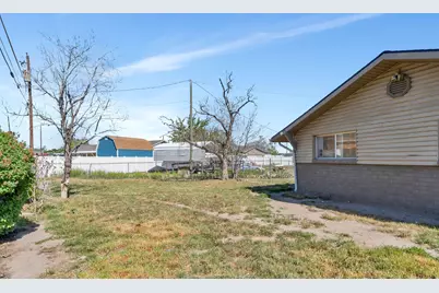 6266 S Margray Dr, Taylorsville, UT 84129 - Photo 37