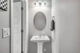 36 W Tytus Dr, Murray, UT 84107 - Photo 7