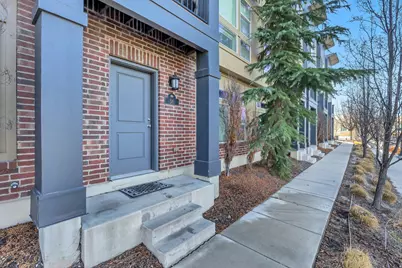 36 W Tytus Dr, Murray, UT 84107 - Photo 3